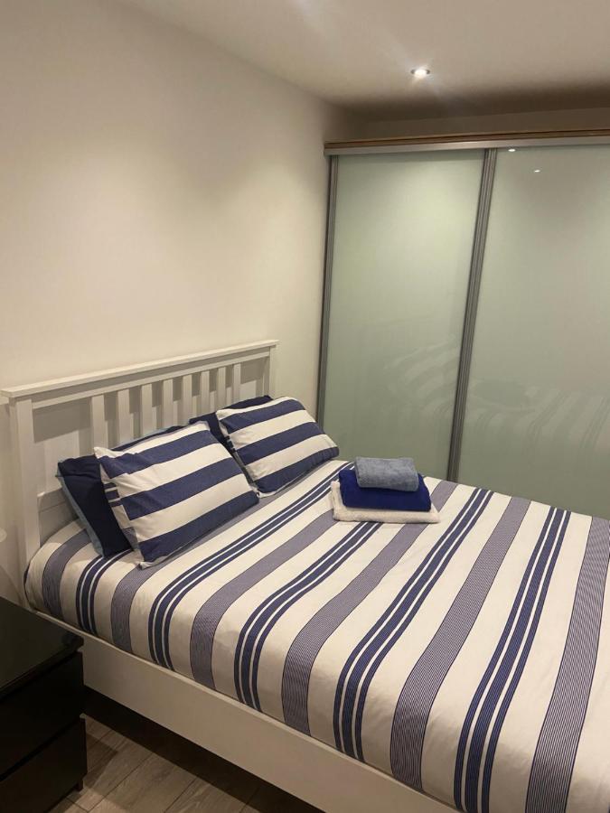 הרוגייט Spacious One Bedroom Ground Floor Apartment מראה חיצוני תמונה